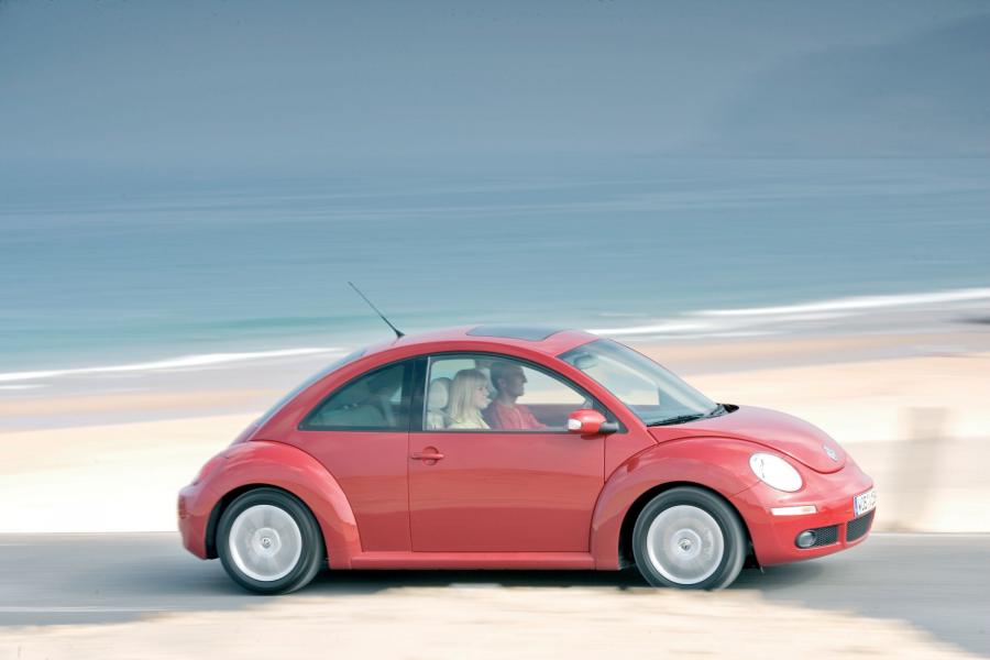  Volkswagen New Beetle 2006 года  (фото 33 из 47)
